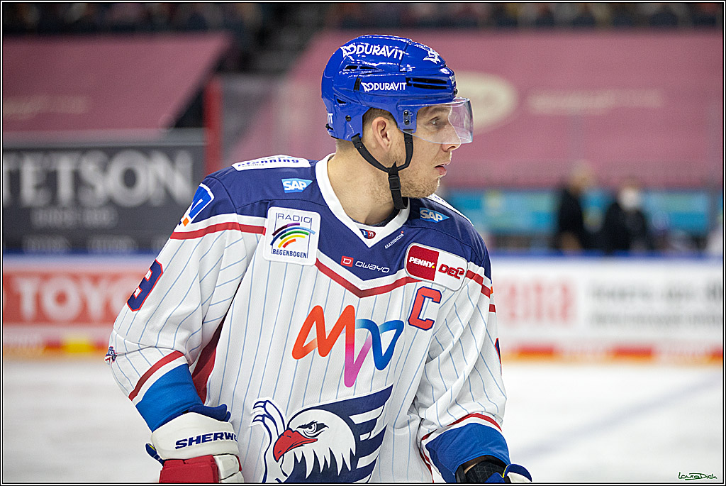 PENNY DEL; Koelner Haie- Adler Mannheim; Koeln, 02.01.2022
